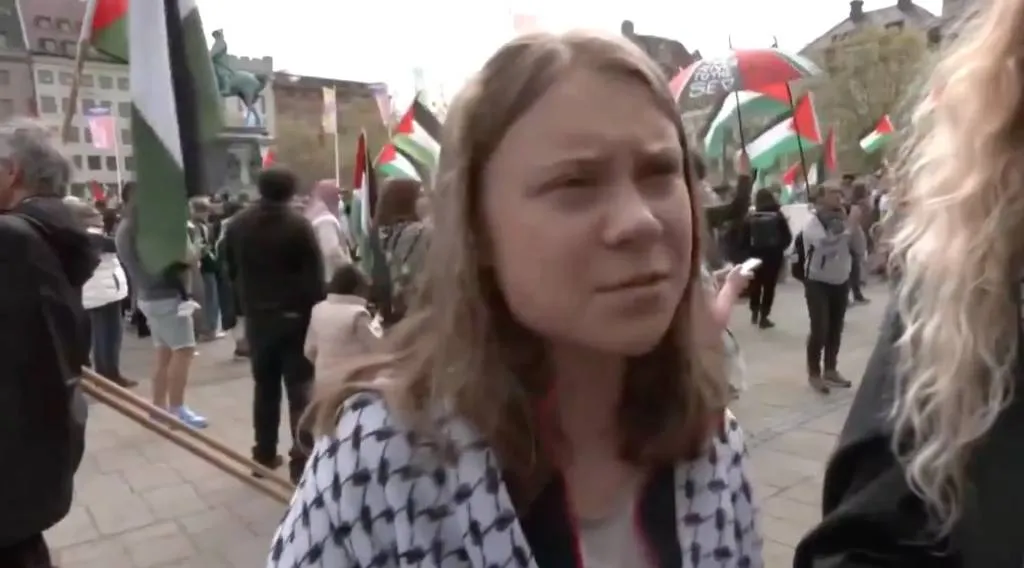 Грета Тунберг и тысячи митингующих вышли на акцию против участия Израиля в Евровидении