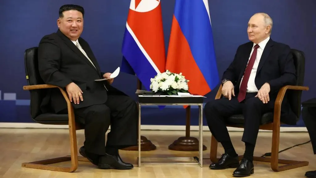 Ким Чен Ын поздравил Путина и российский народ с Днём Победы