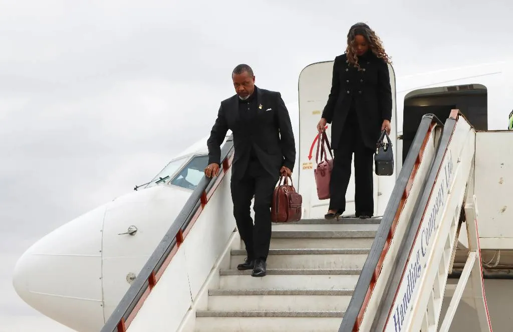 СМИ не исключили гибель вице-президента Малави после пропажи самолёта с радаров