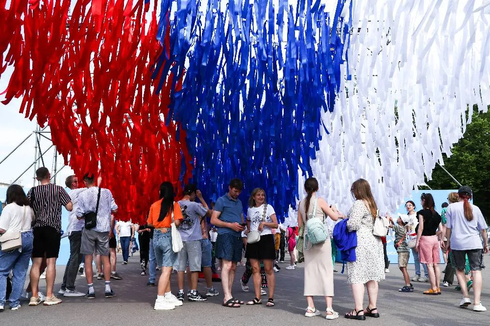 Опрос показал, что уровень патриотизма в России вырос до 94%