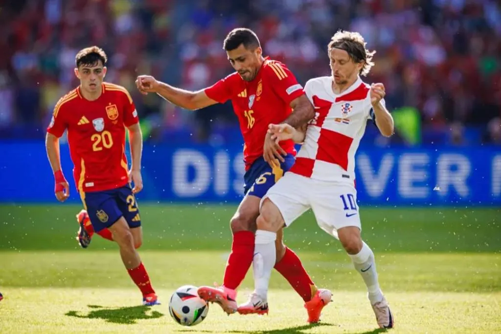 Сборная Испании обыграла Хорватию с разгромным счётом в первом матче группы B