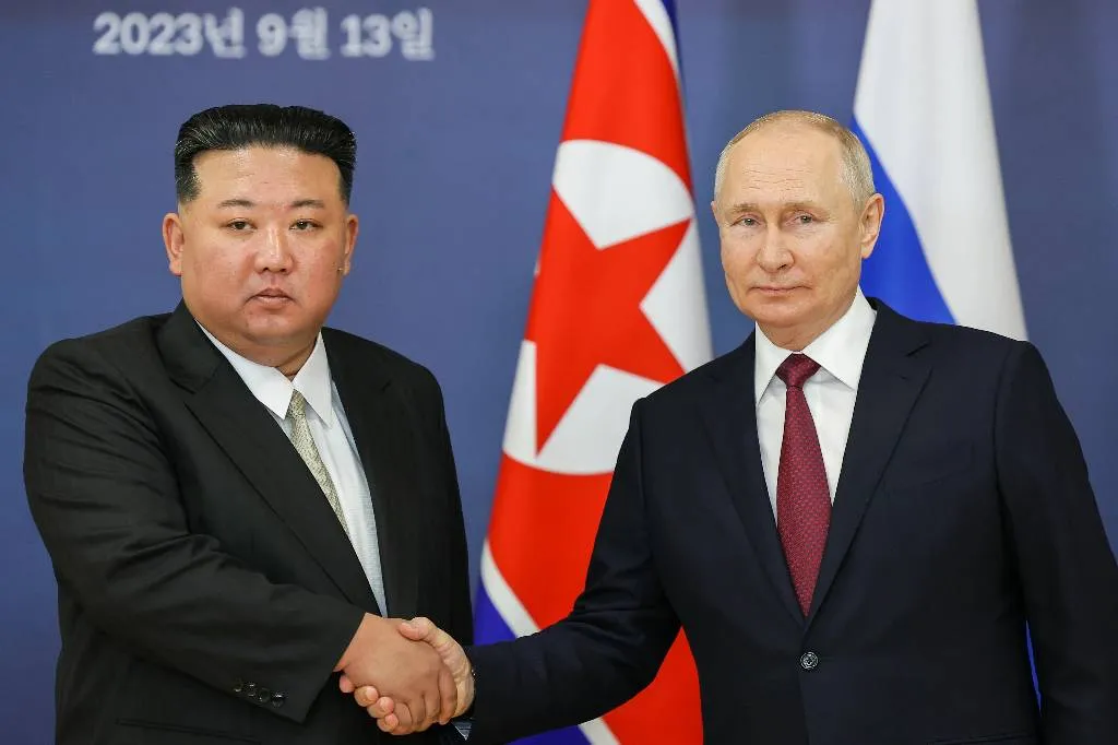 Южная Корея будет внимательно следить за визитом Путина в КНДР
