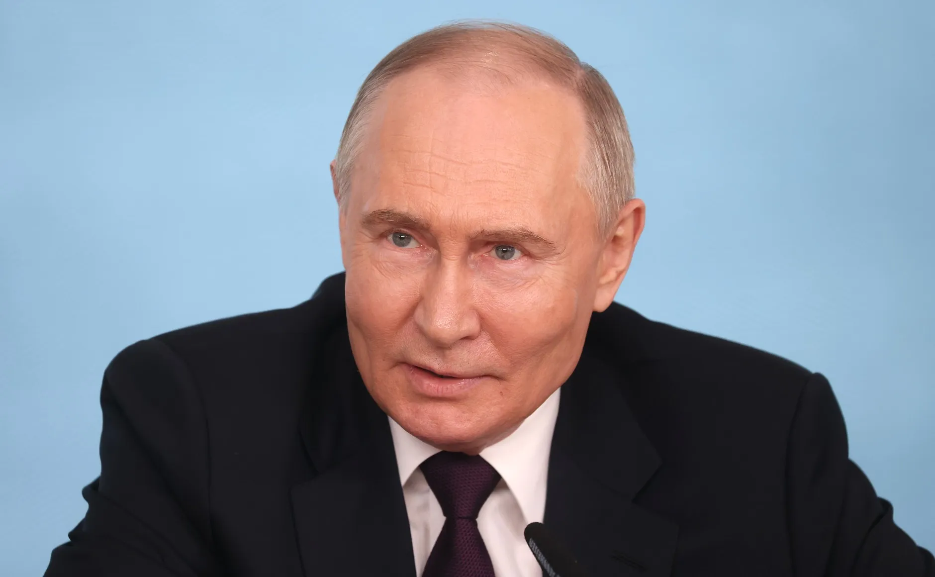 "До ушей боялся дотрагиваться": Путин рассказал, как пережил визит в Якутию в 50-градусный мороз