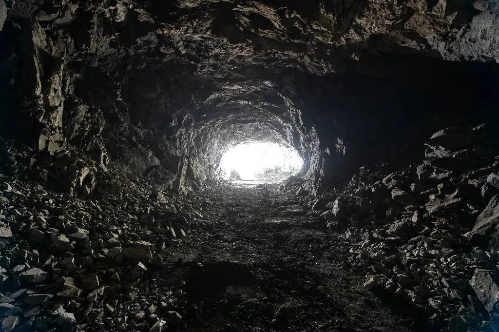 Силовики провели около 50 обысков по делу нерентабельных шахт в разных регионах России