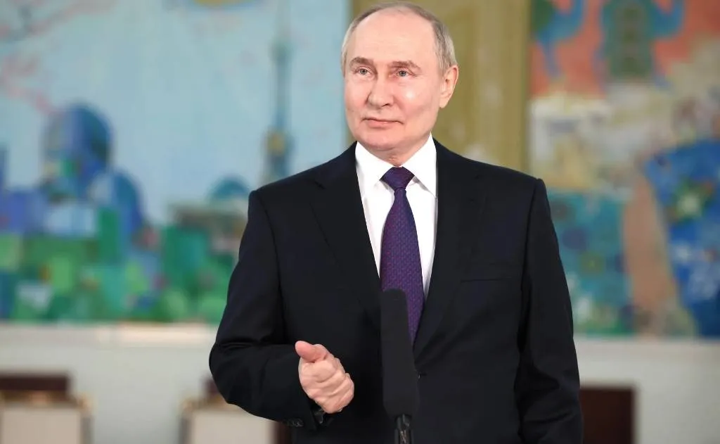 "Так вкусно!" — Путин оценил вкус узбекских фруктов
