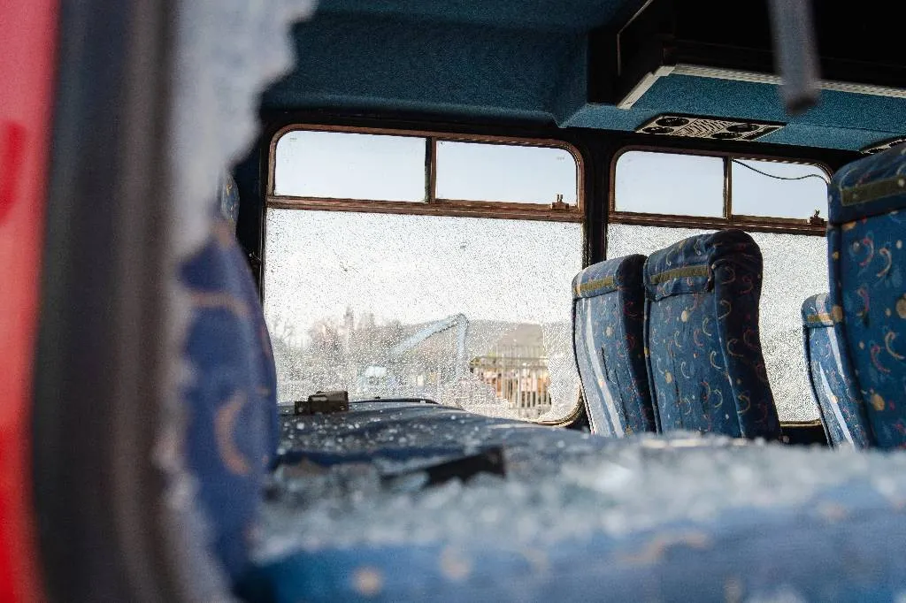 Три автобуса и два грузовика повреждены при обстреле ВСУ города Шебекино