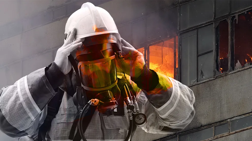 Почему МЧС Московской области не спасло людей из горящего здания во Фрязине