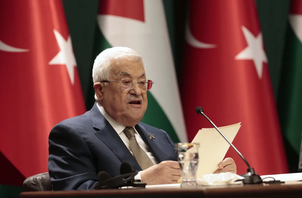 Песков: Визит президента Палестины Аббаса в Россию сейчас готовится