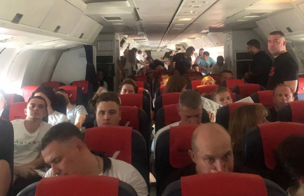 Застряли во Внуково: Более 300 туристов не могут вылететь в Анталью уже более пяти часов