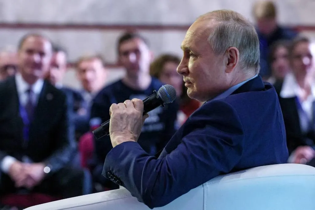 Это и есть свобода слова: Путин указал на борьбу Запада с российскими журналистами