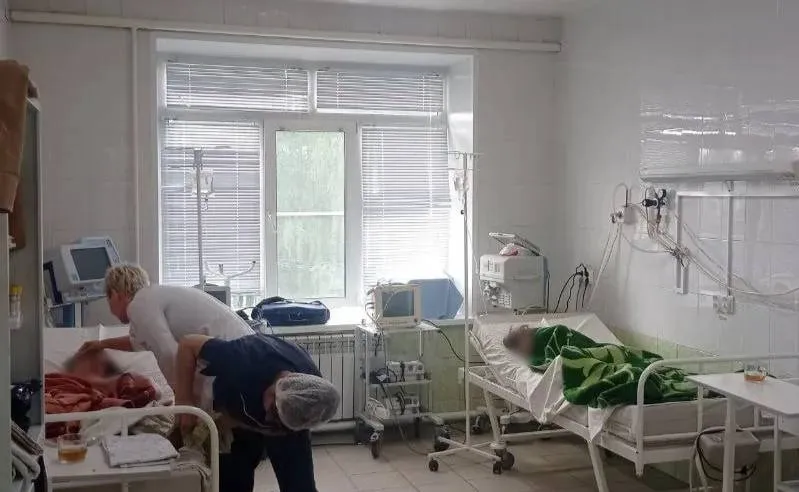 Найденные на Урале маленькие брат и сестра госпитализированы