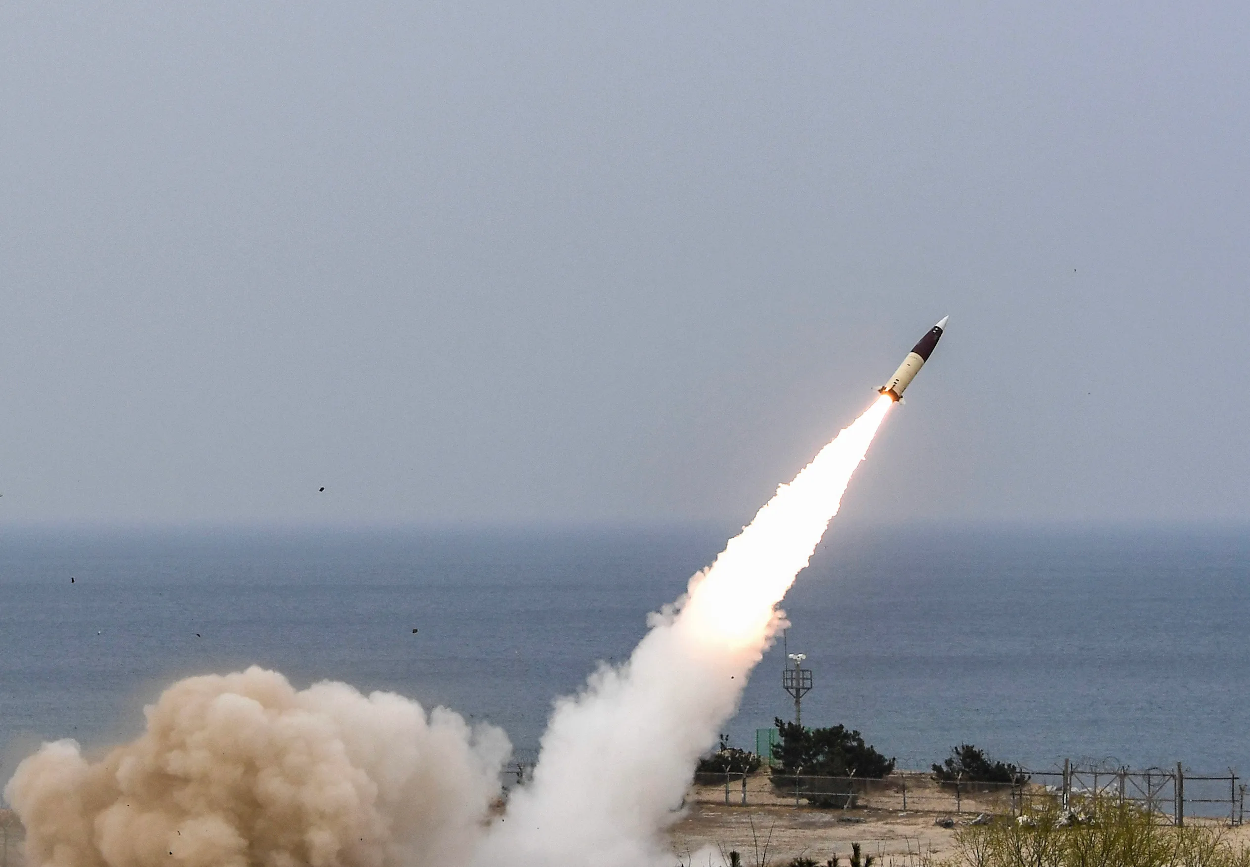 Специалисты РФ изучают внутреннее устройство американской ракеты ATACMS