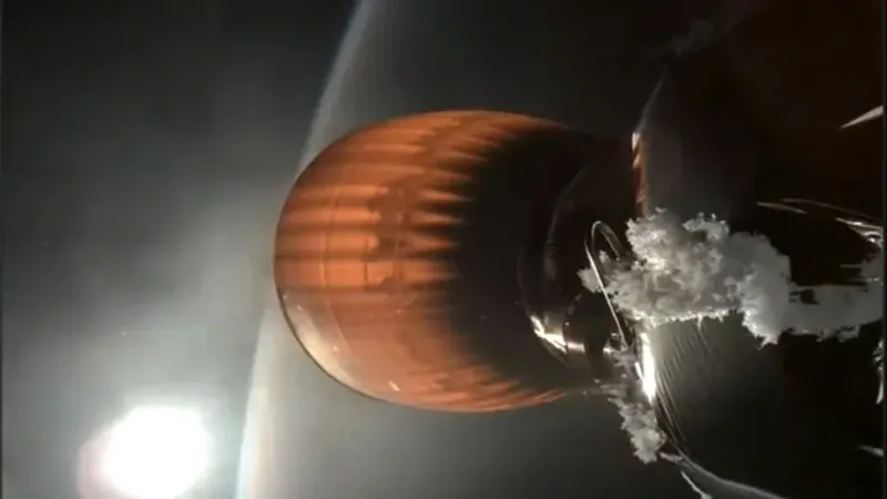Ракета Илона Маска потерпела аварию при выводе на орбиту 20 спутников Starlink