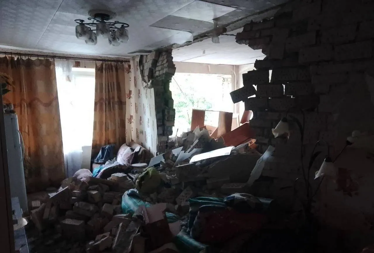 В многоквартирном доме в Псковской области прогремел взрыв, есть пострадавшие