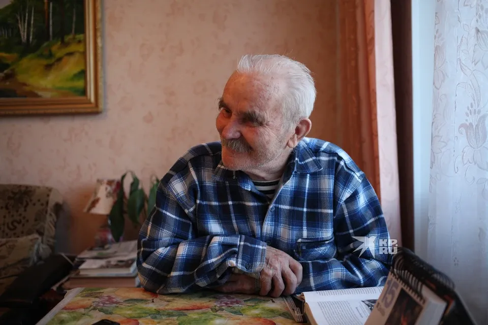 Бывший сосед Брежнева в своё 102-летие вспомнил, как кормил его собак
