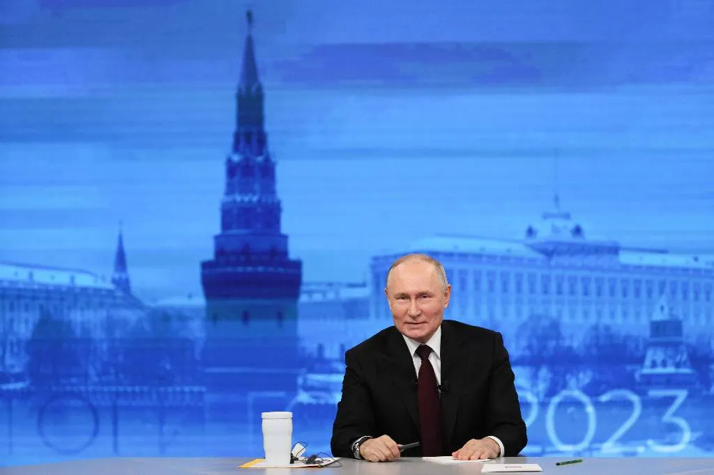 Кремль озвучил примерные даты новой прямой линии с Путиным