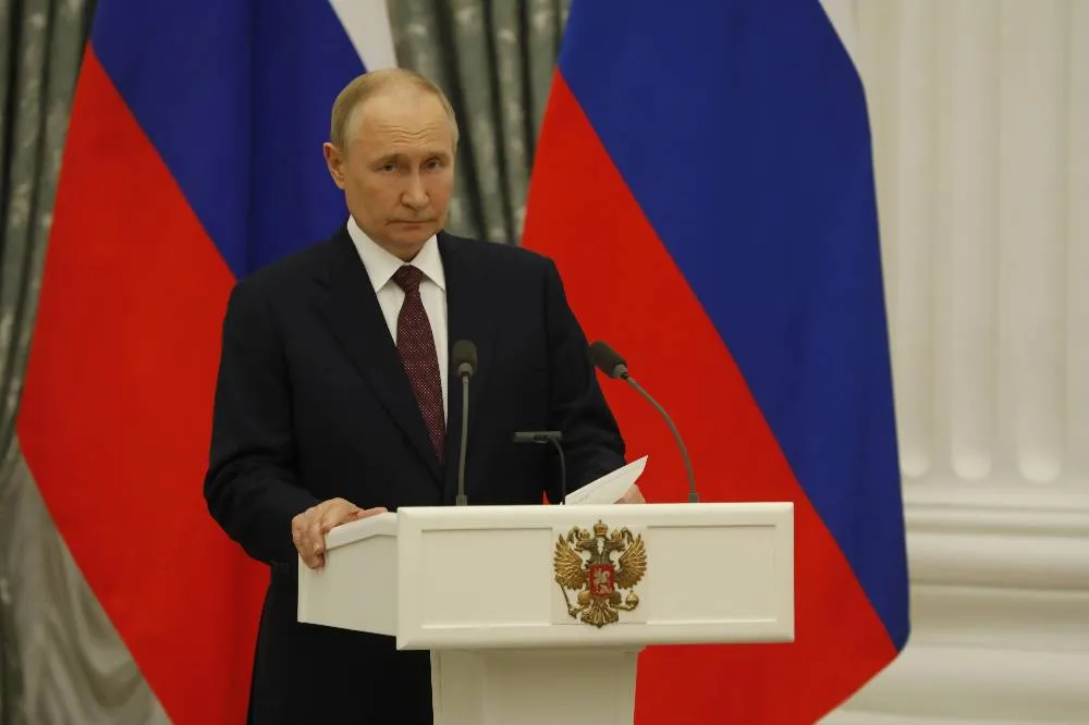 Песков заявил, что Путин работает без оглядки на высокие рейтинги
