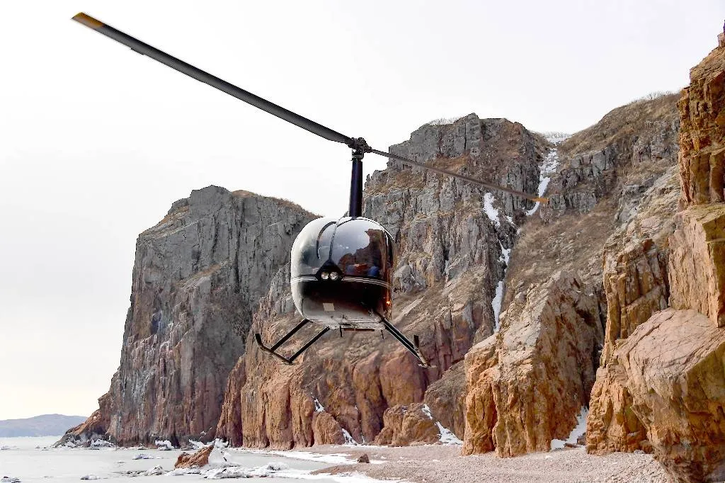 В Якутии приостановили поиски пропавшего вертолёта Robinson из-за плохой погоды
