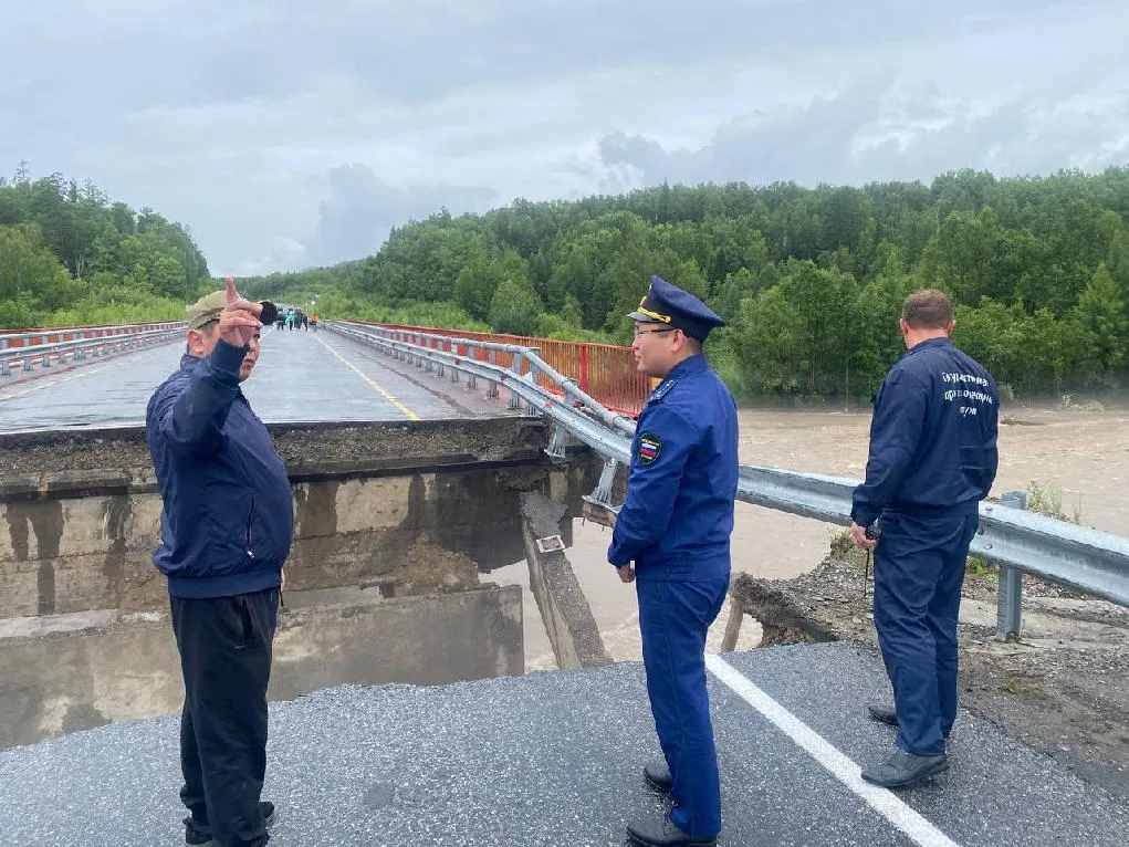 В Бурятии обрушился мост на границе с Монголией