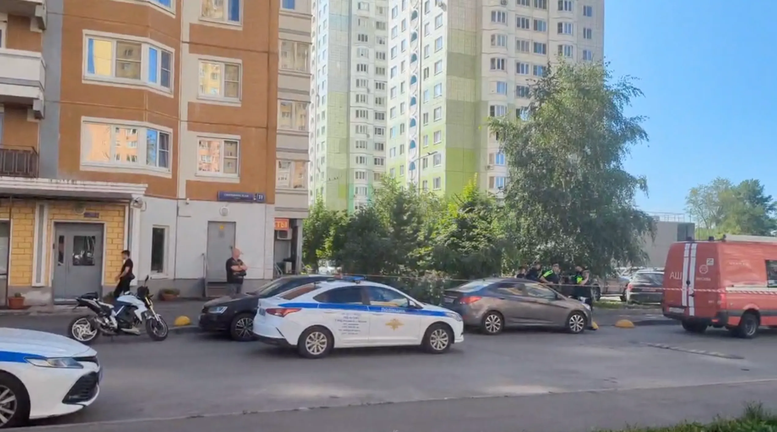 Жена пострадавшего при взрыве авто в Москве сообщила, что её мужа прооперировали
