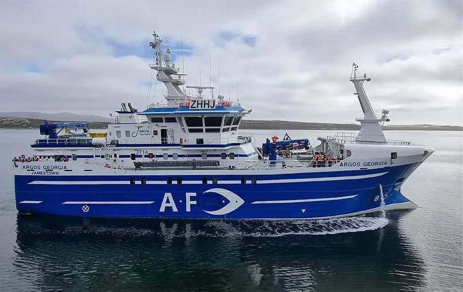 У Фолклендских островов затонуло судно Argos Georgia с россиянами в команде