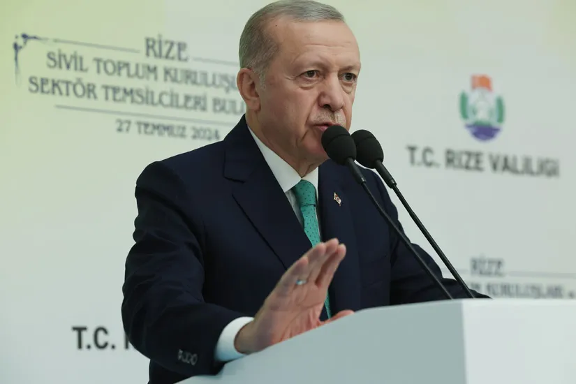 Эрдоган призвал Аббаса извиниться за отказ выступить в турецком парламенте