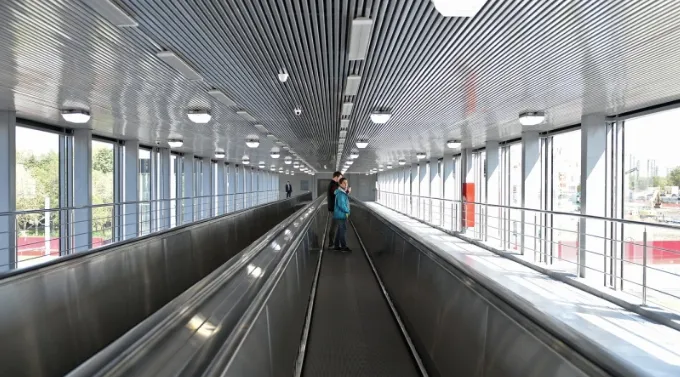 В Московском метро появится первый пешеходный переход с траволаторами