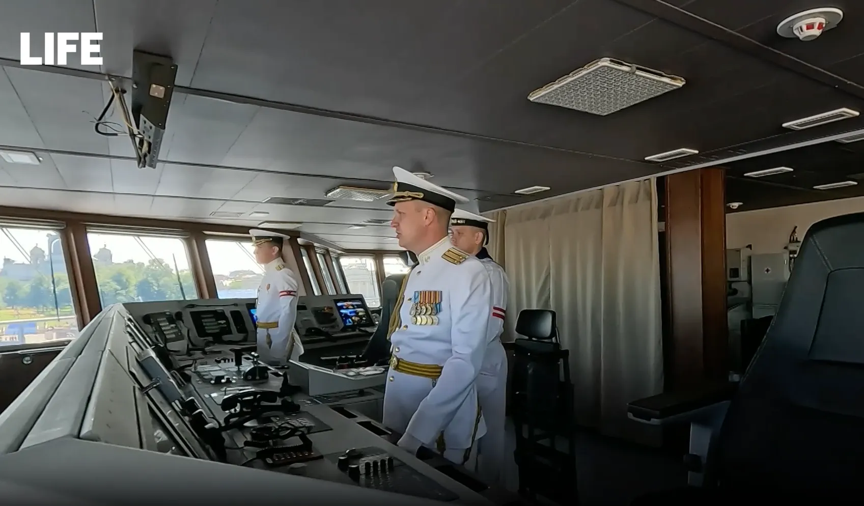 Володин отметил мужество военных моряков на страже водных рубежей России