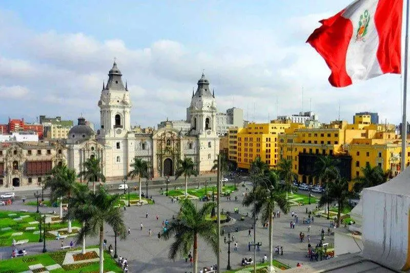 Перу отзывает посла из Венесуэлы из-за победы Мадуро на выборах