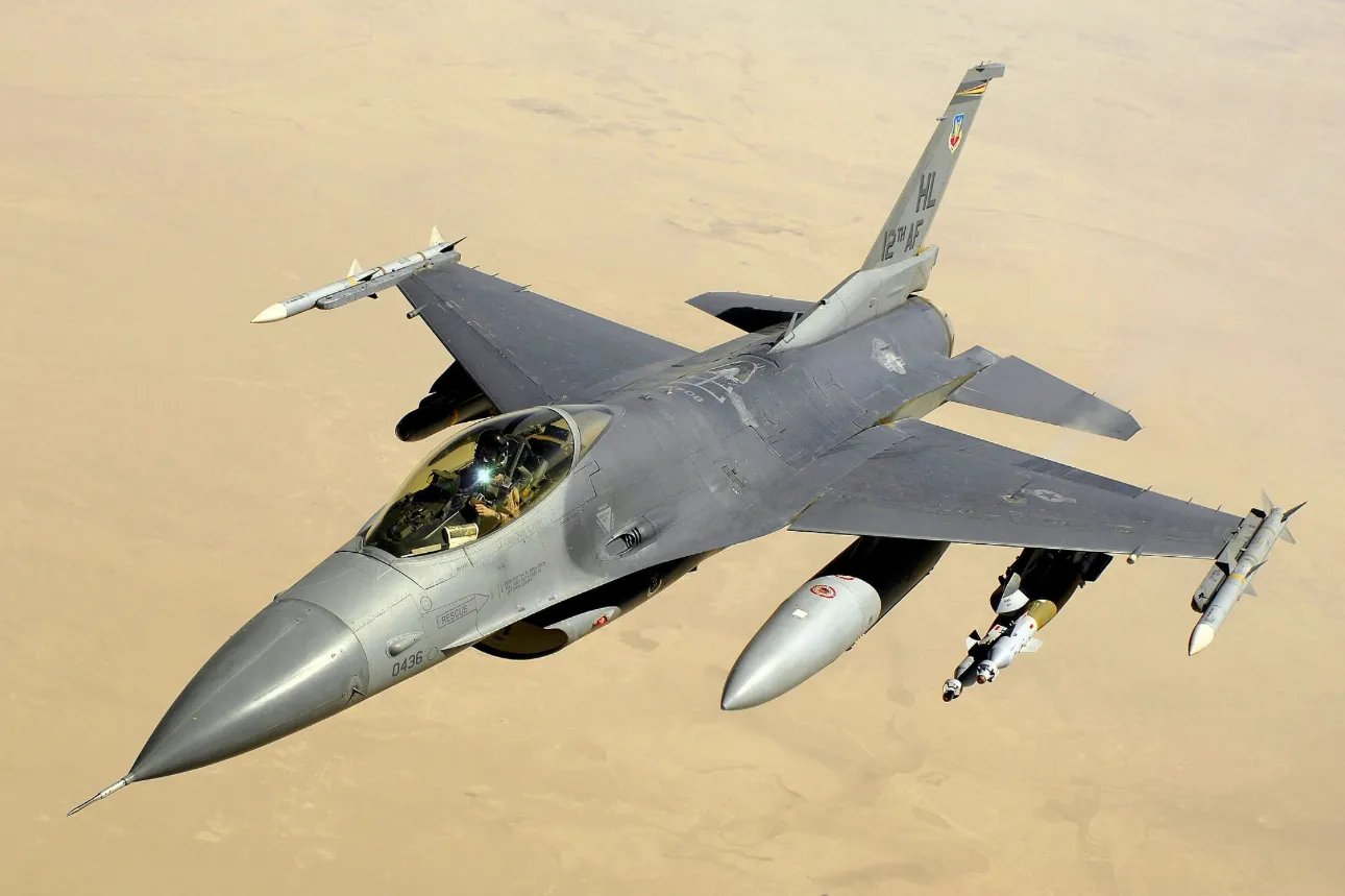 США оснастят американскими ракетами переданные Киеву F-16