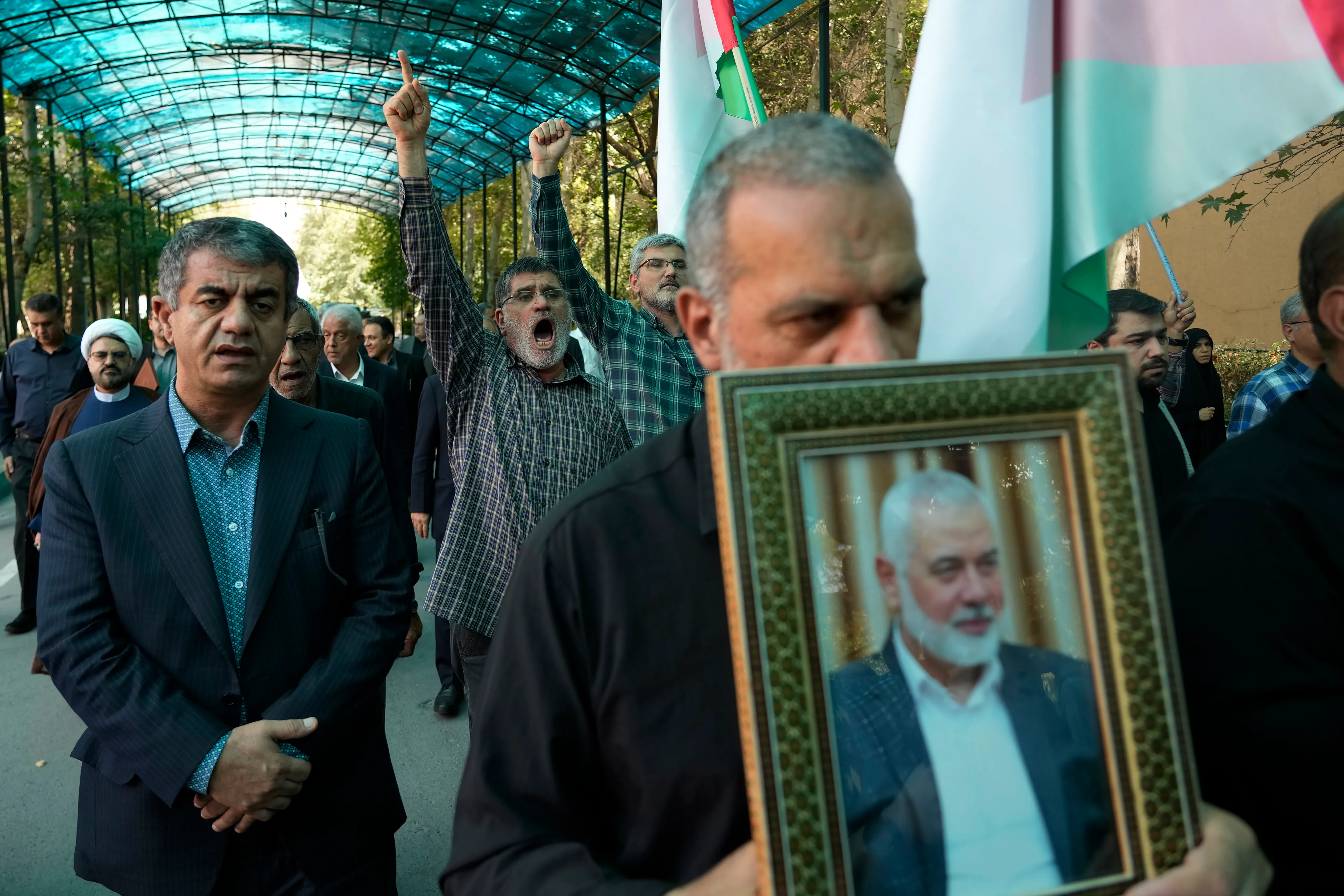 "Крайне выгодно": Политолог объяснил, зачем Израиль убил главу политбюро ХАМАС в Тегеране