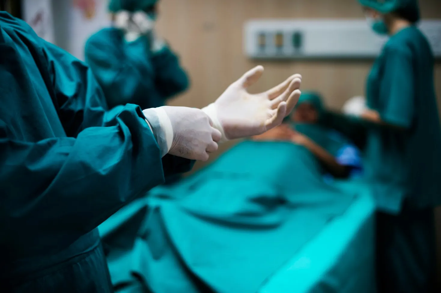 В Подмосковье врачи удалили у девушки-подростка гигантскую опухоль из хрящей и костей