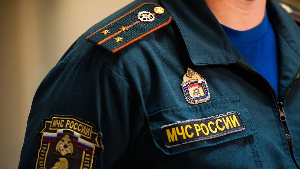 Тучного россиянина весом 200 кг пришлось вызволять из квартиры, чтобы отвезти в больницу