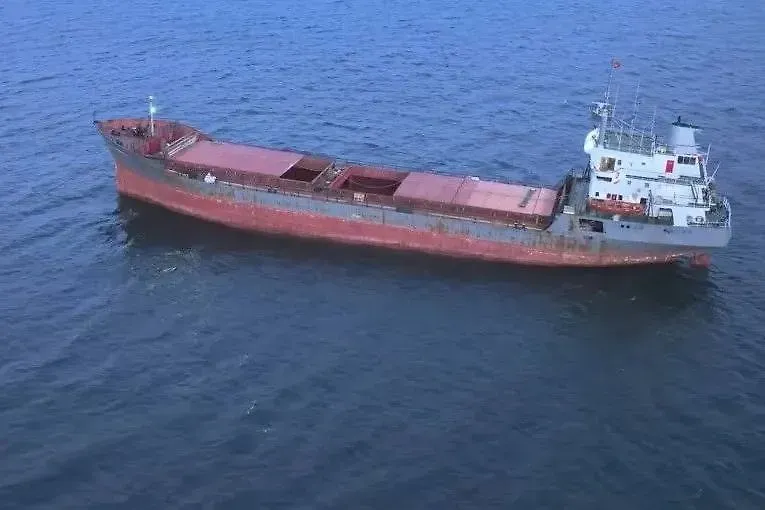Застрявшее у берегов Стамбула судно с российским грузом сняли с мели спустя неделю