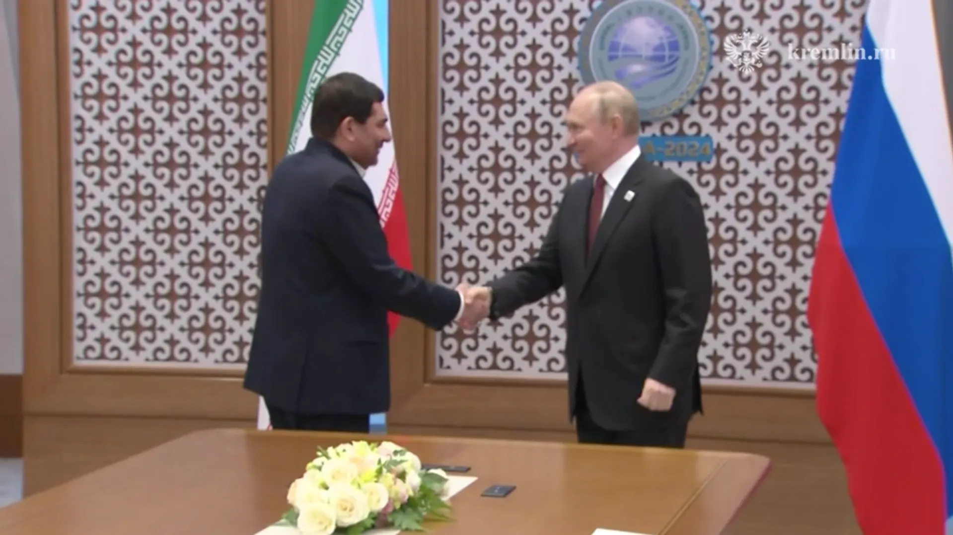 Путин на саммите ШОС указал на светлые перспективы отношений РФ и Ирана
