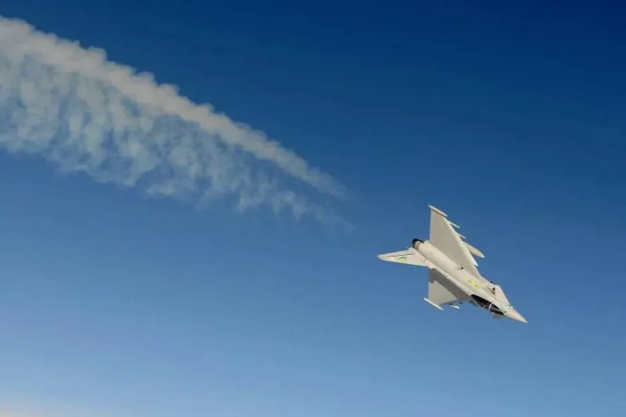Истребитель Typhoon опасно сблизился с Ан-30 ВКС РФ над провинцией Хомс в Сирии