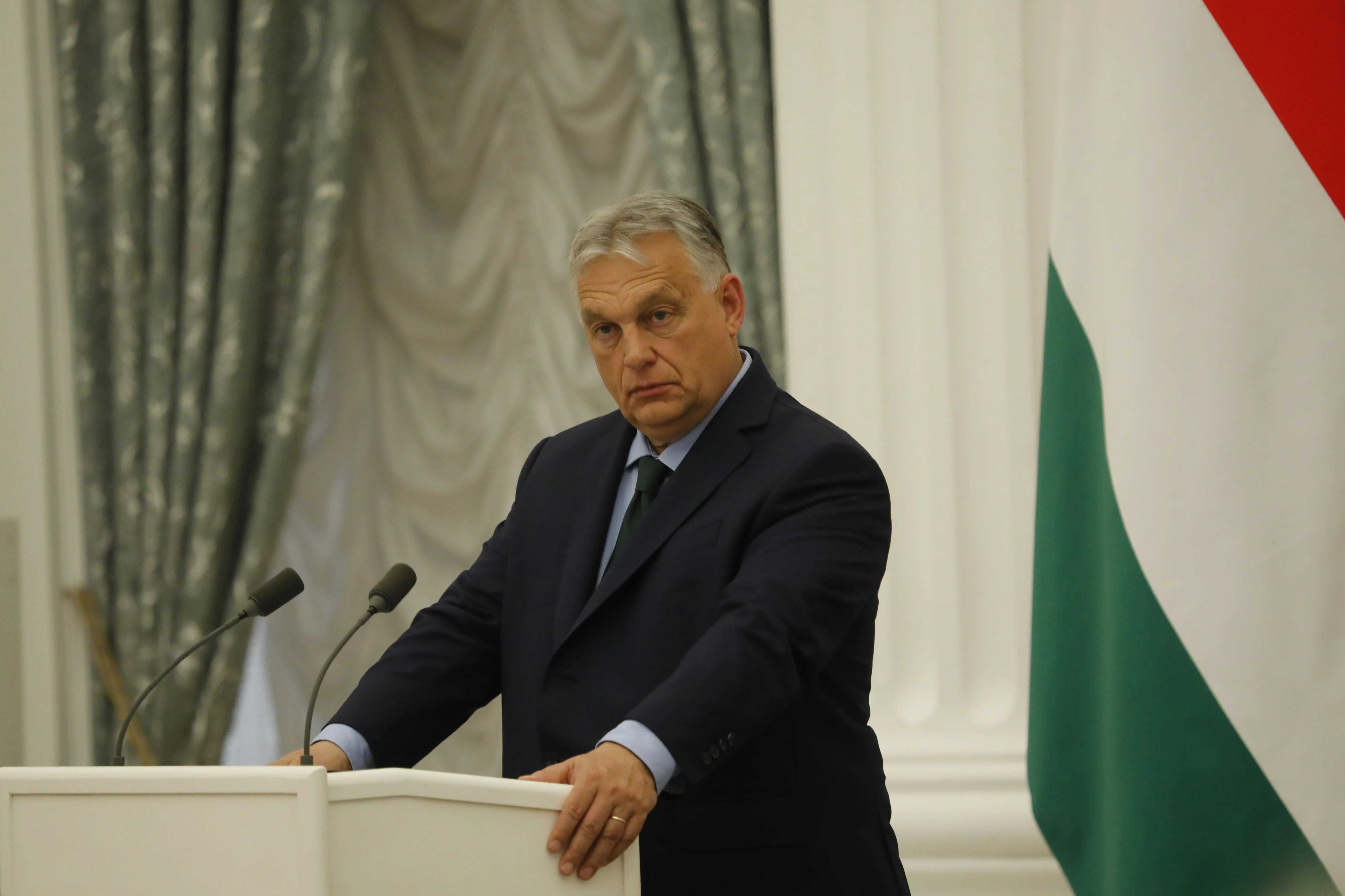 Премьер-министр Венгрии Орбан вылетел из Москвы ещё до начала грозы