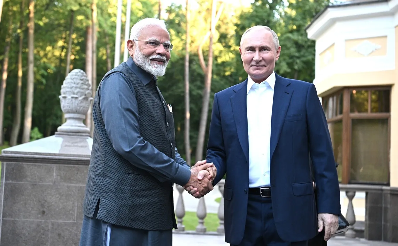Путин и Моди сегодня посетят павильон 