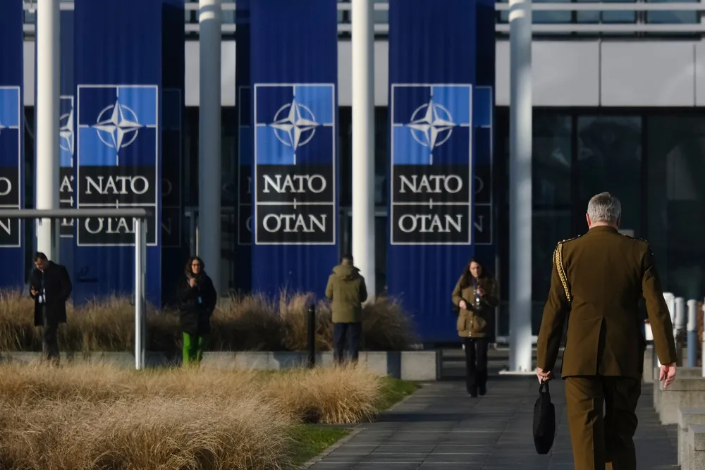 Польского генерала выгоняют из штаб-квартиры НАТО по загадочной причине