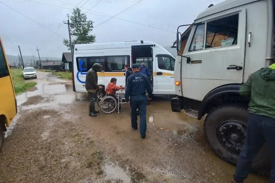 В Забайкалье более сотни жителей нескольких сёл эвакуировали из-за паводка