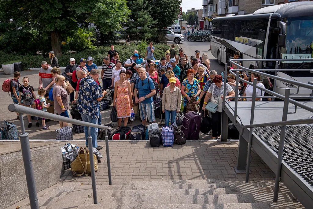 На Украине эвакуировали треть города в Сумской области
