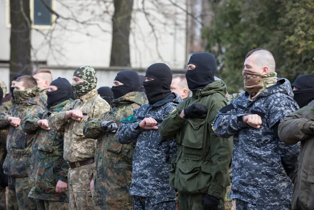 В немецком отеле открестились от приехавших боевиков «Азова»*