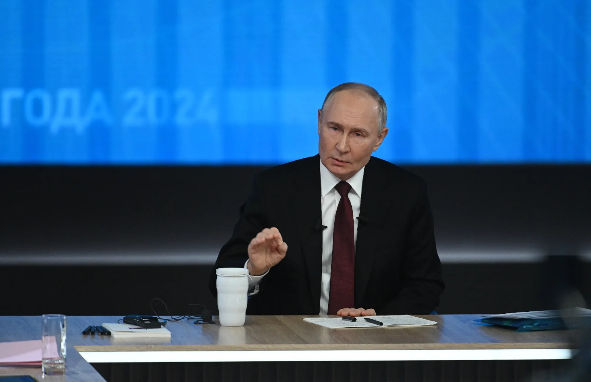 Путин установил мораторий на обнуление топливного демпфера