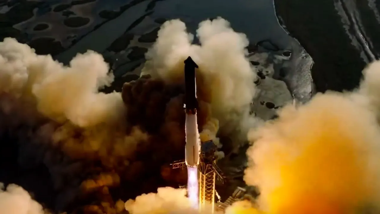 SpaceX запустила тяжёлую ракету со Starship в 11-й испытательный полёт