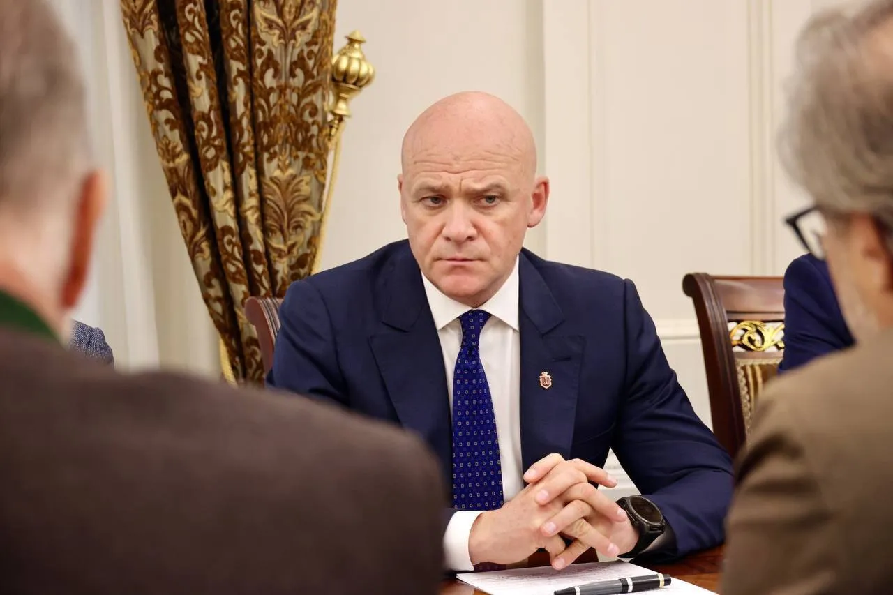 СБУ опубликовала сканы «российского паспорта» мэра Одессы Труханова