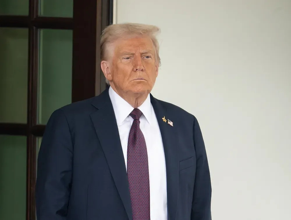 Трамп выступит с заявлением после доклада разведки в четверг
