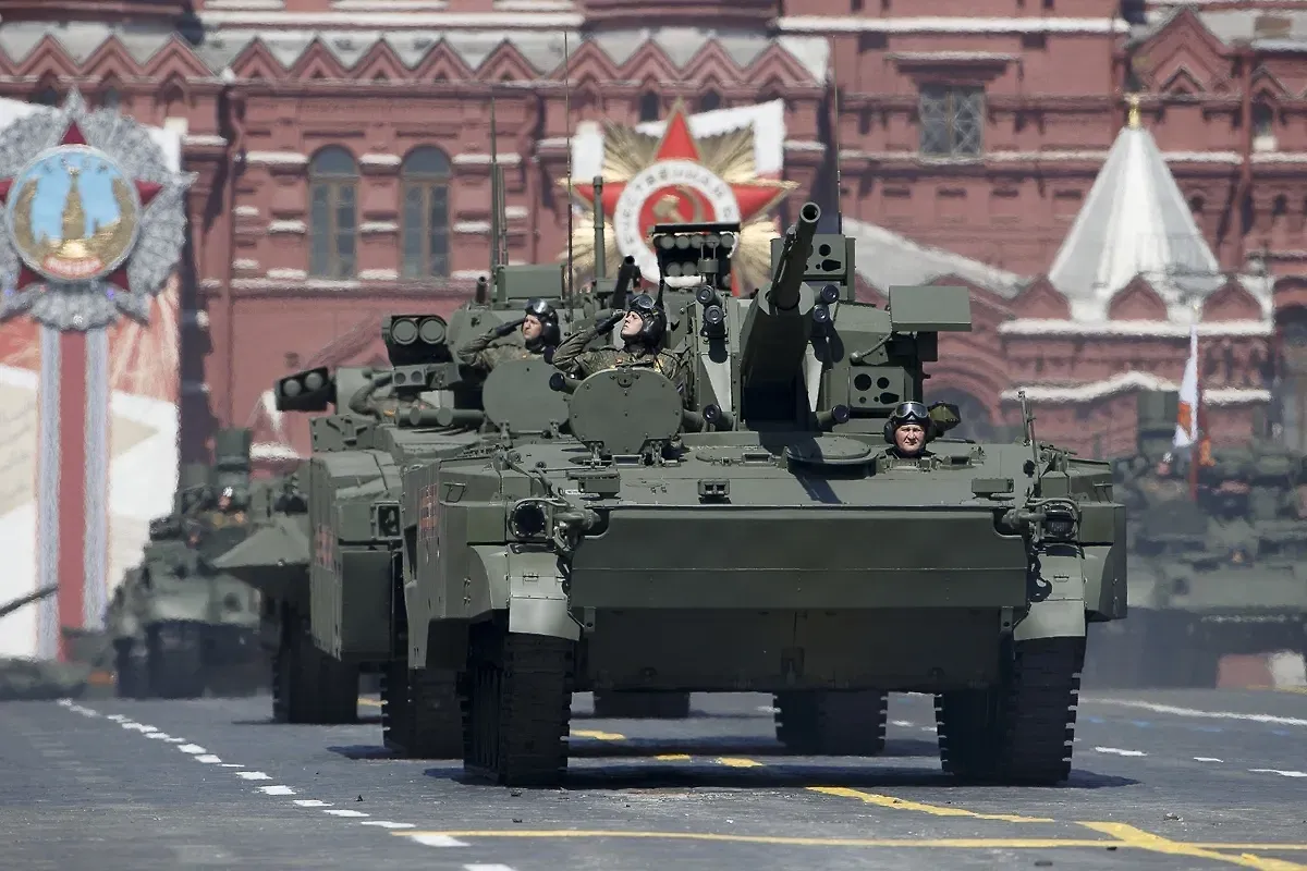 80% россиян доверяют армии и гордятся военной мощью страны