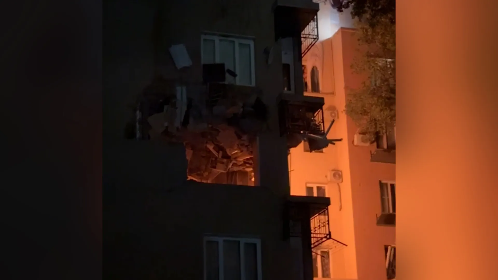 В Сочи произошёл мощный взрыв в жилом доме