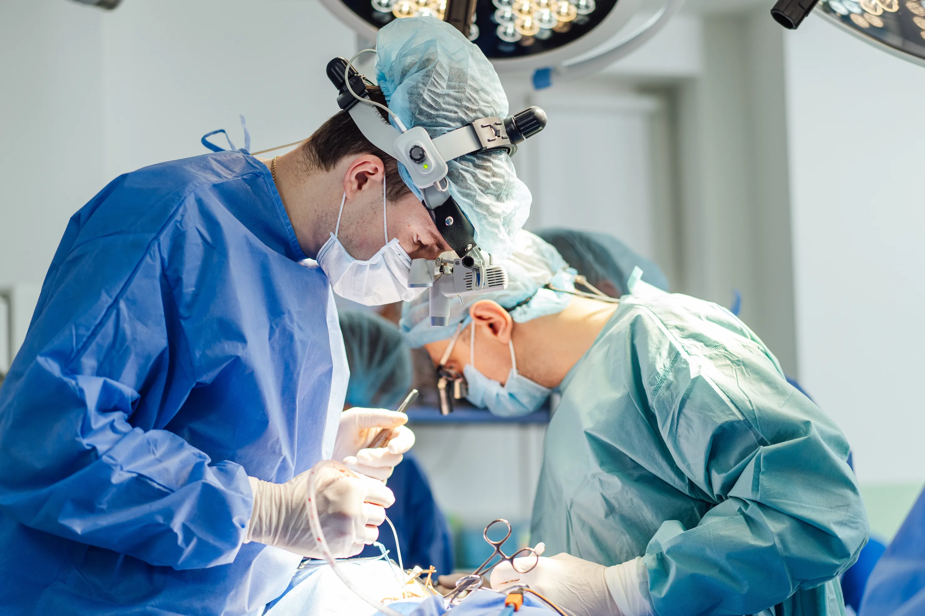 «Борются за каждую кость»: Стало известно о состоянии выжившей школьницы после ДТП в Ревде