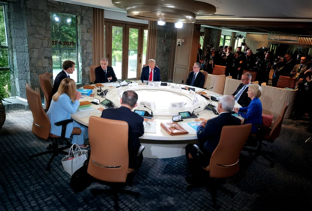 Украина получила от стран G7 25,5 миллиарда долларов за счёт активов России